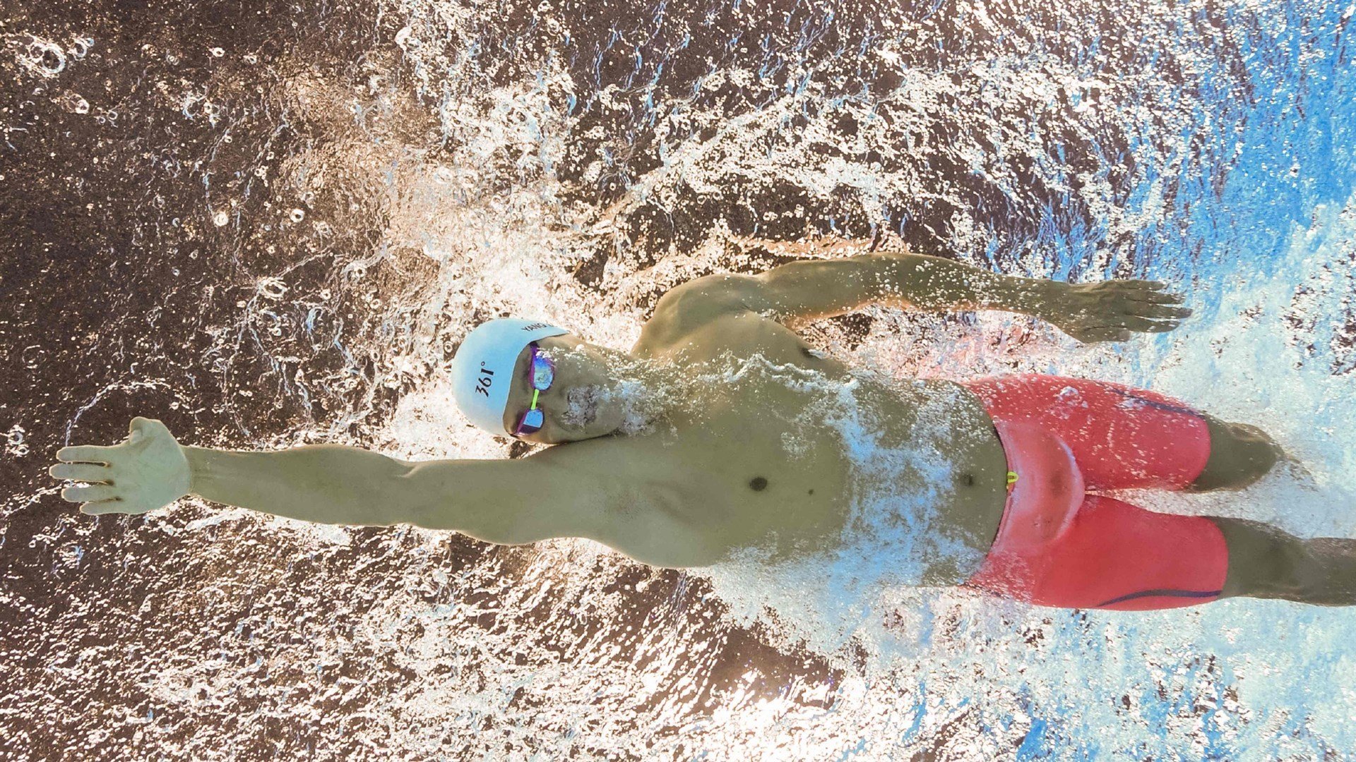  反败为胜引爆全场！，Rookie意外战胜西班牙队上演精彩一战